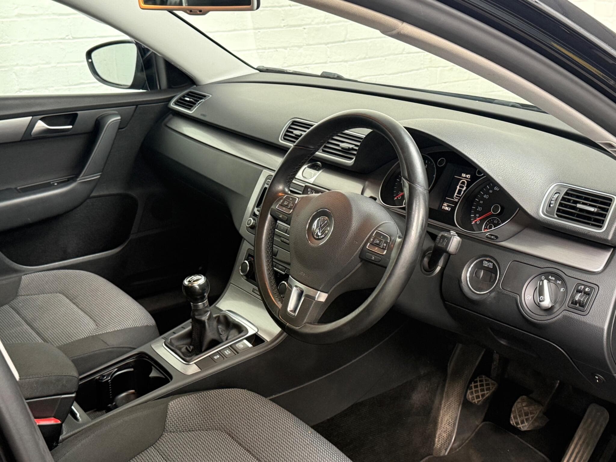 2012 Volkswagen Passat - Thumbnail 13