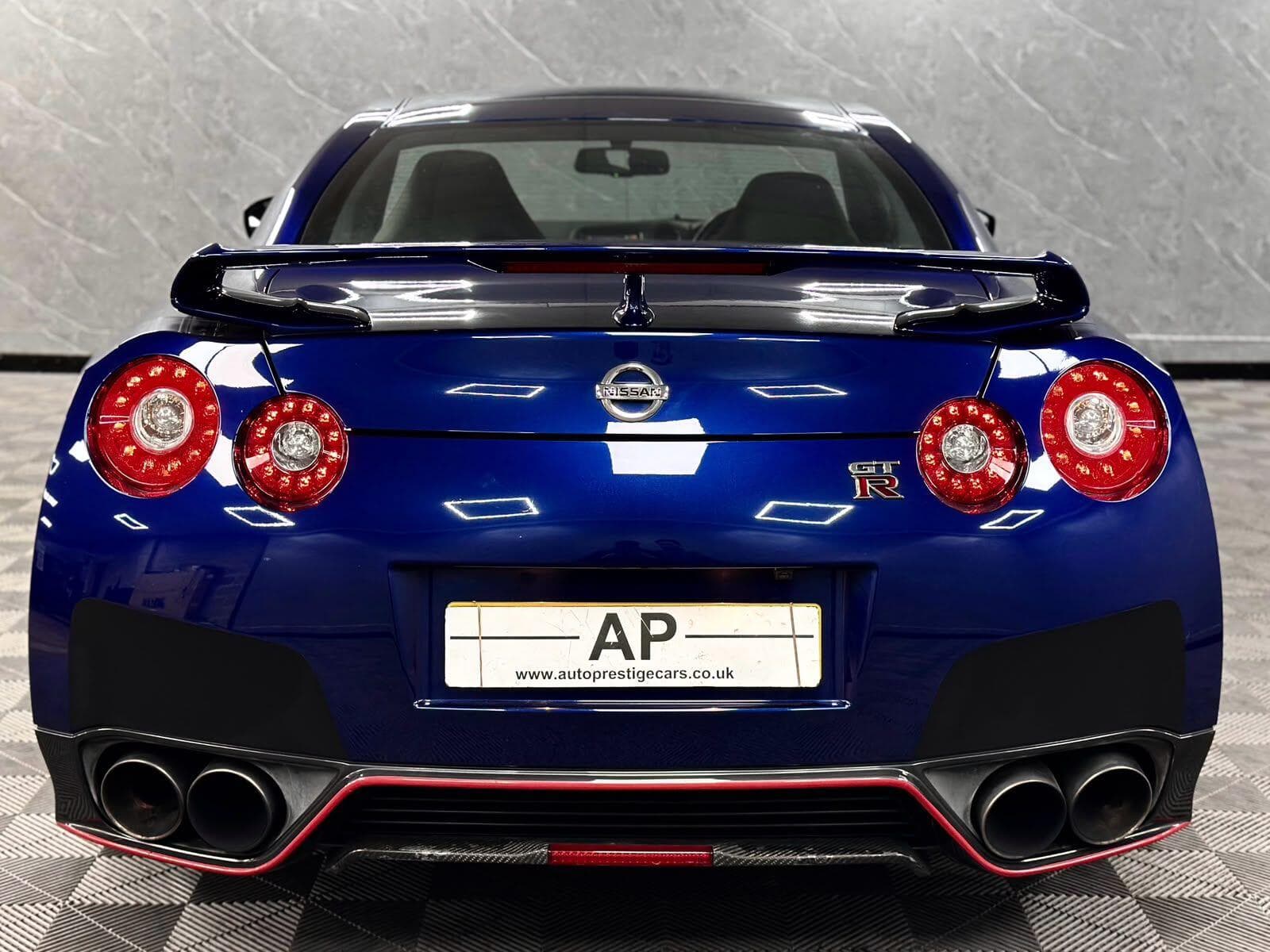 2012 Nissan GT-R - Thumbnail 28