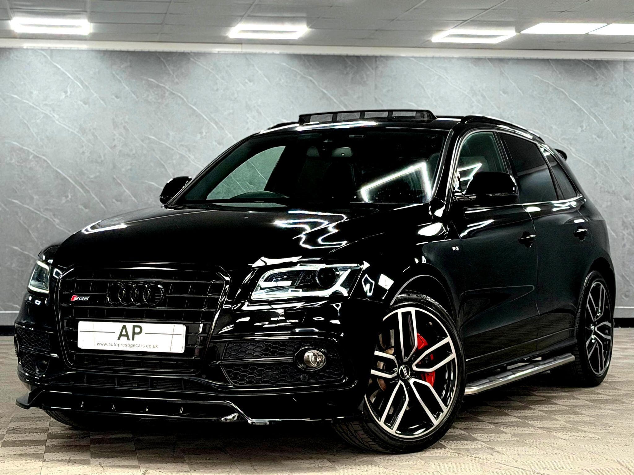 2016 Audi SQ5 - Thumbnail 6