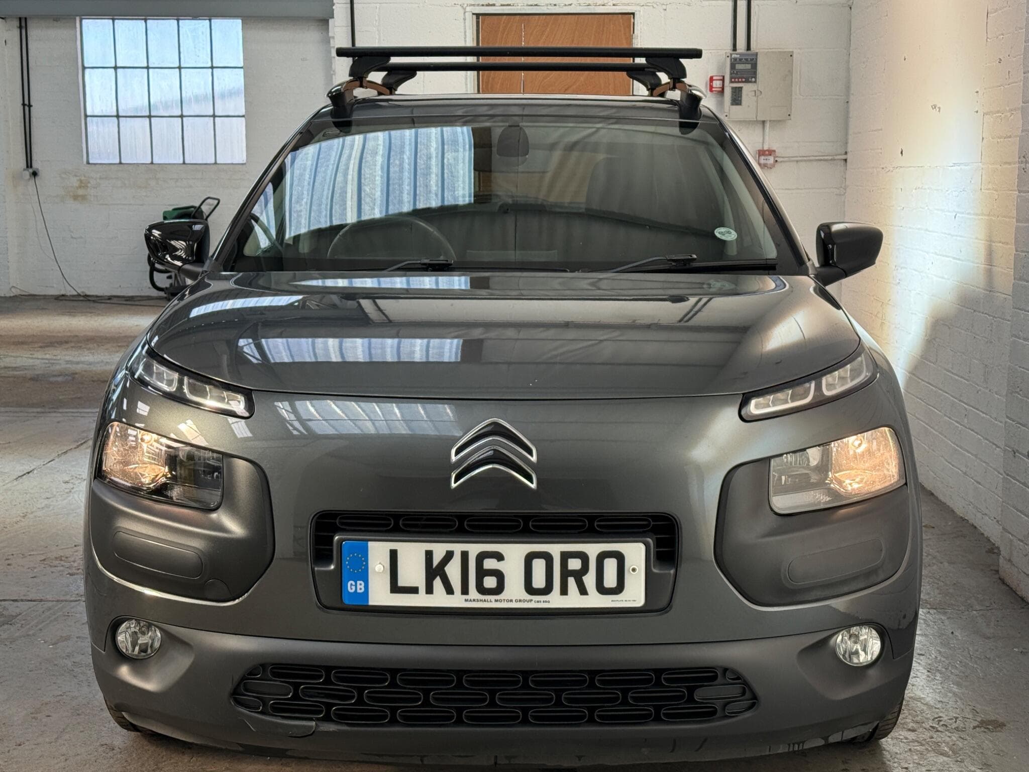 2016 Citroen C4 Cactus - Thumbnail 2