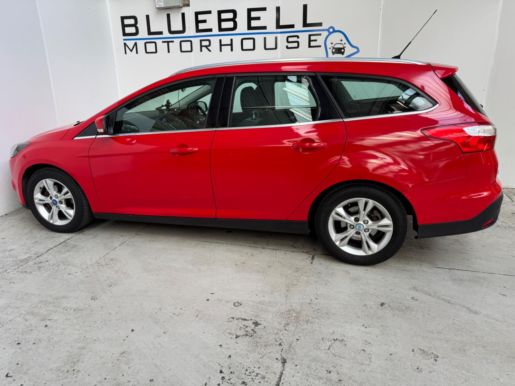 2012 Ford Focus - Thumbnail 8