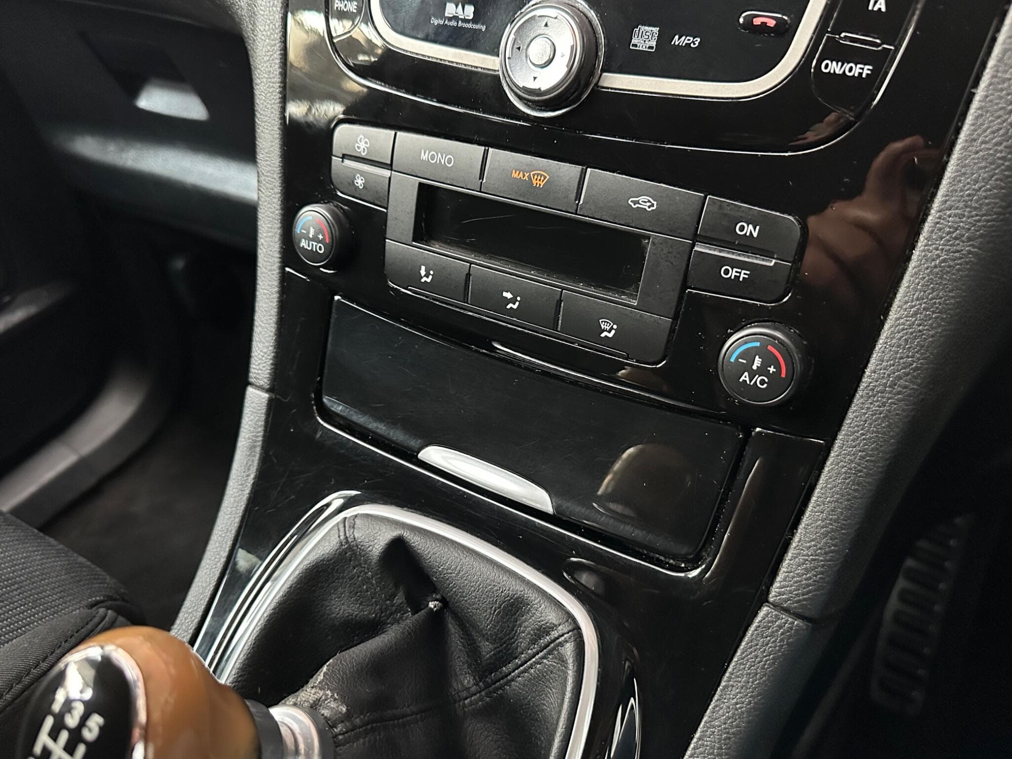 2013 Ford S-Max - Thumbnail 16