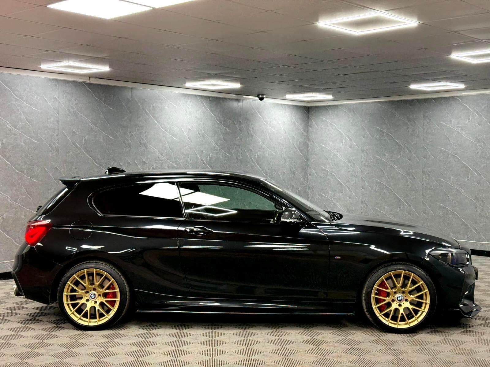 2017 BMW 1 Series - Thumbnail 36