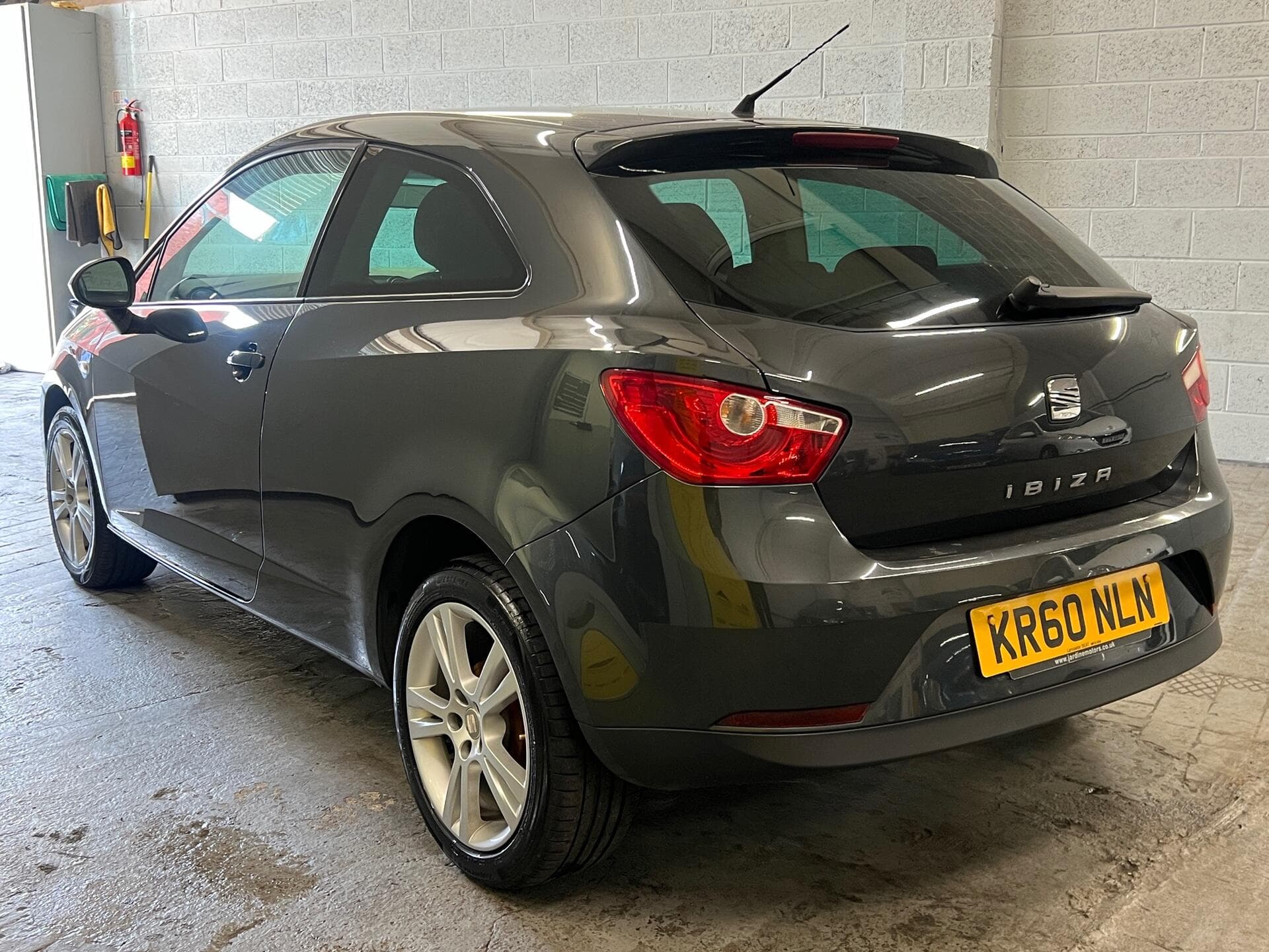 2011 SEAT Ibiza - Thumbnail 5