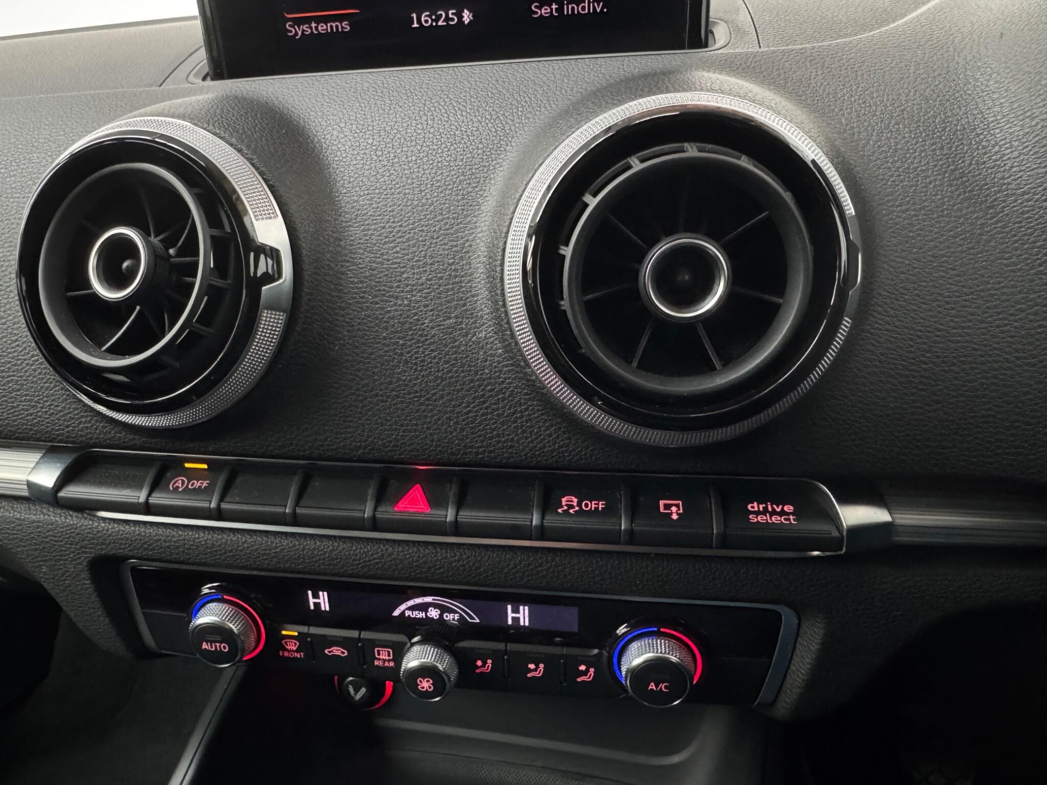2013 Audi A3 - Thumbnail 18