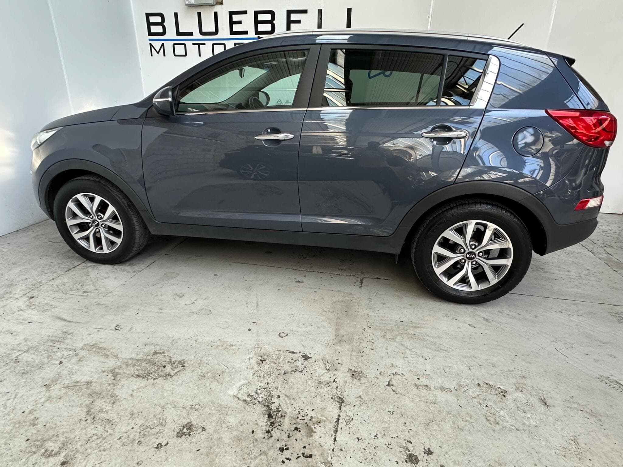 2016 Kia Sportage - Thumbnail 8