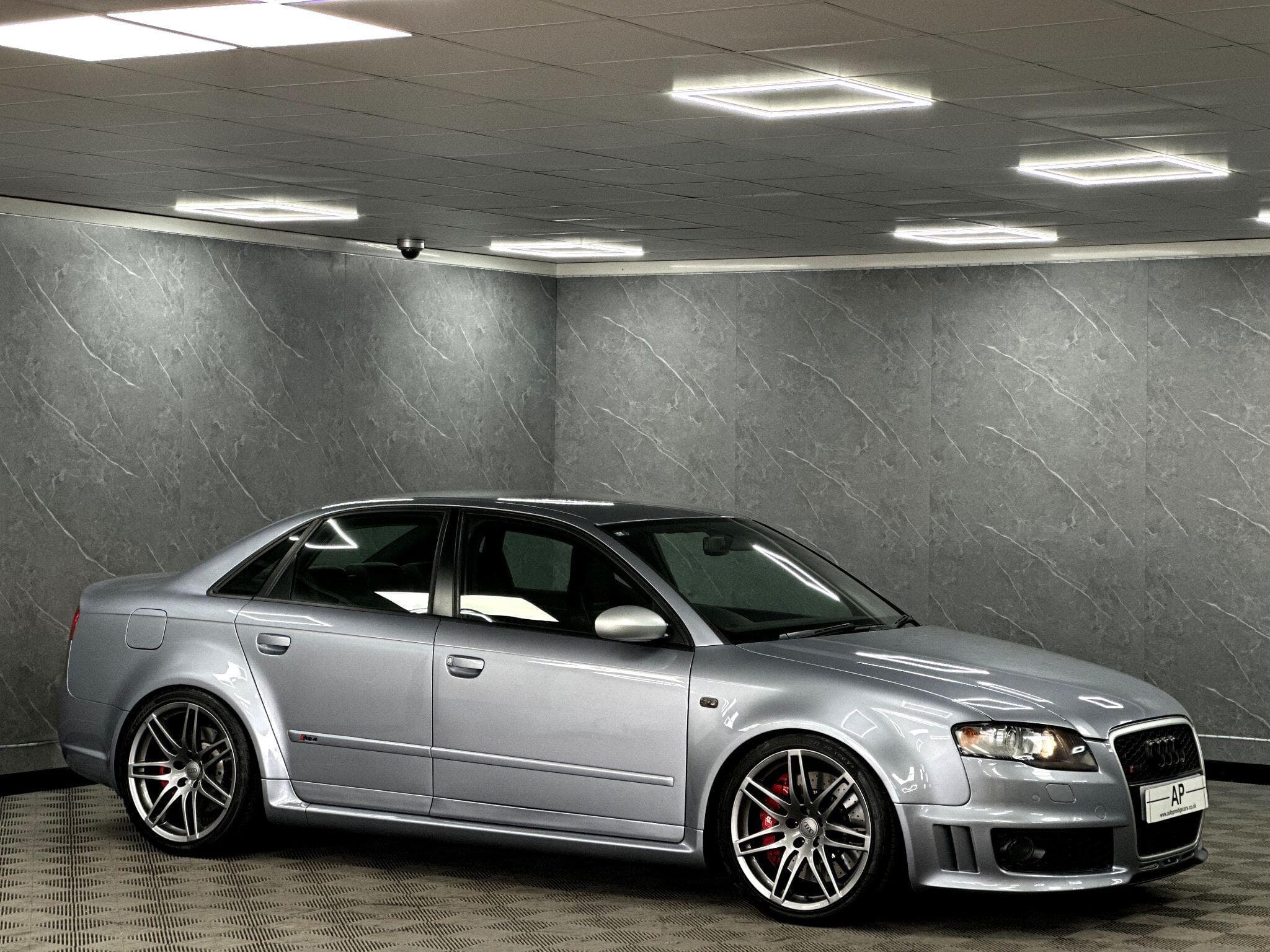 2006 Audi RS4 - Thumbnail 3