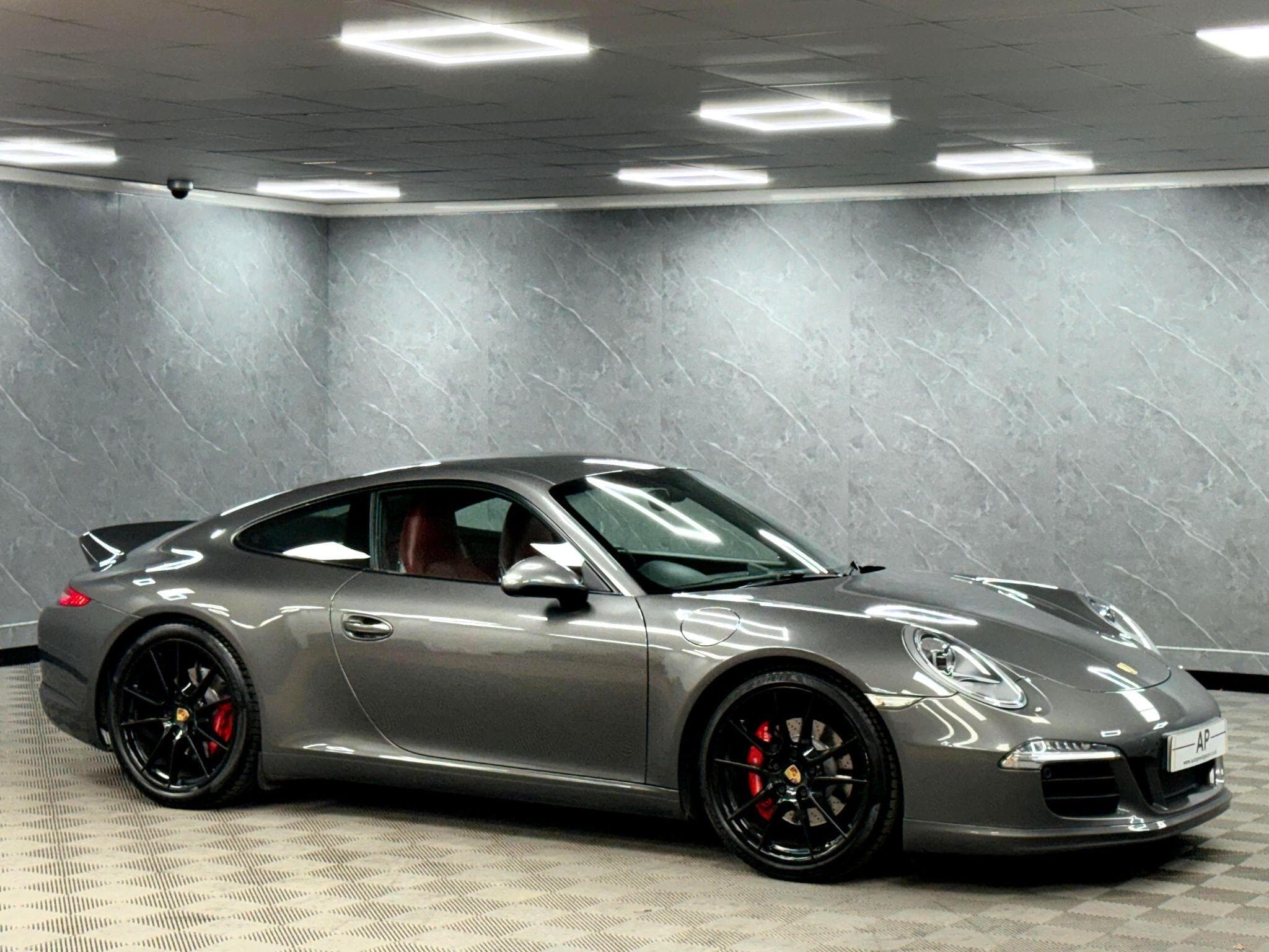 2015 Porsche 911 - Thumbnail 35
