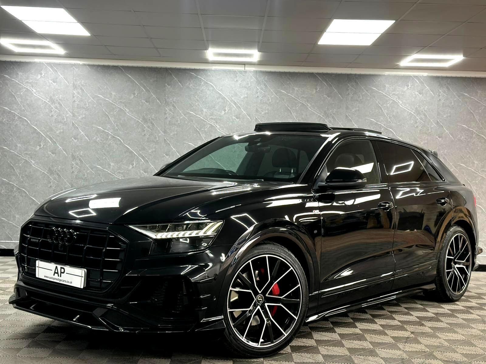 2019 Audi Q8 - Thumbnail 4