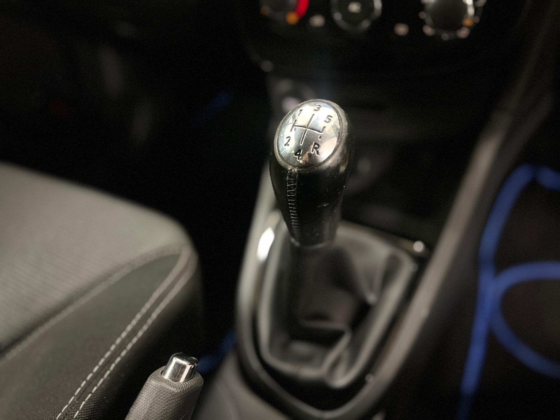 2013 Renault Clio - Thumbnail 43