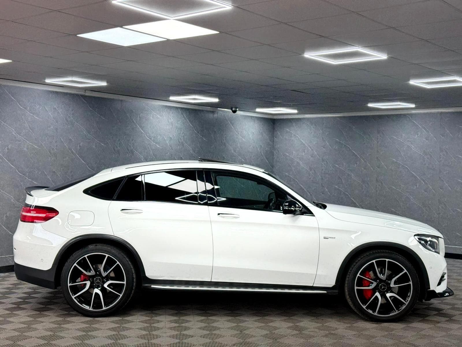 2018 Mercedes-Benz GLC - Thumbnail 27