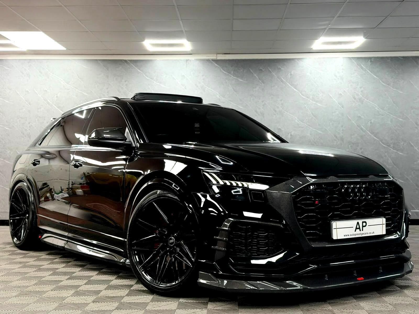 2023 Audi RSQ8 - Main