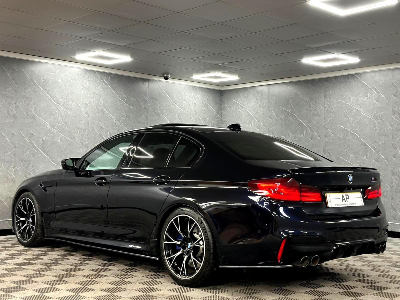 2019 BMW M5 - Thumbnail 21