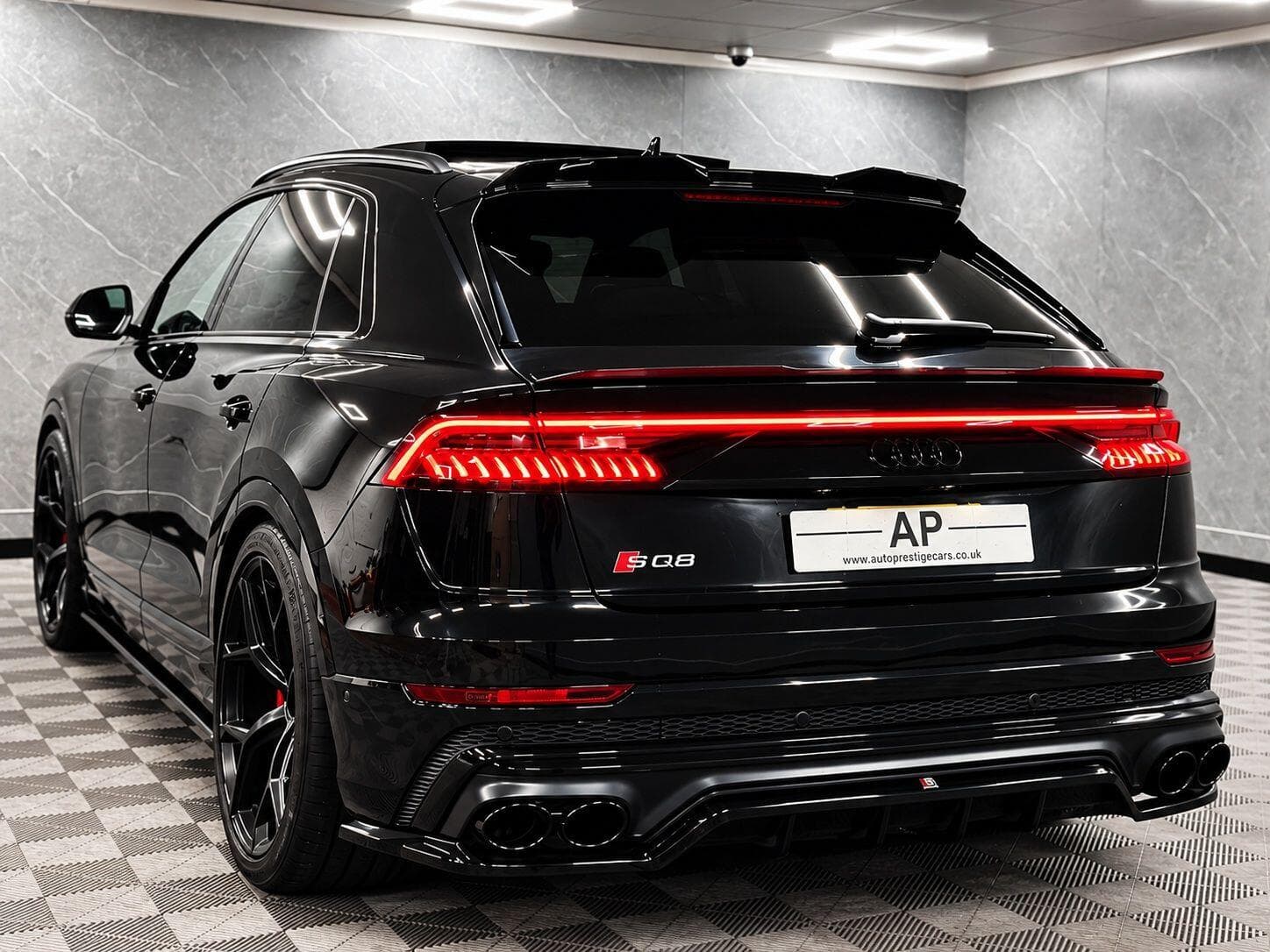 2019 Audi SQ8 - Thumbnail 5