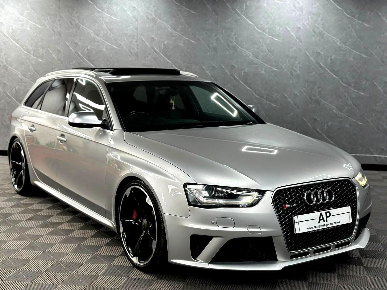 2015 Audi RS4 Avant - Thumbnail 7