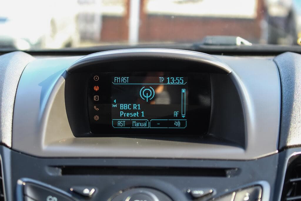 2014 Ford Fiesta - Thumbnail 28