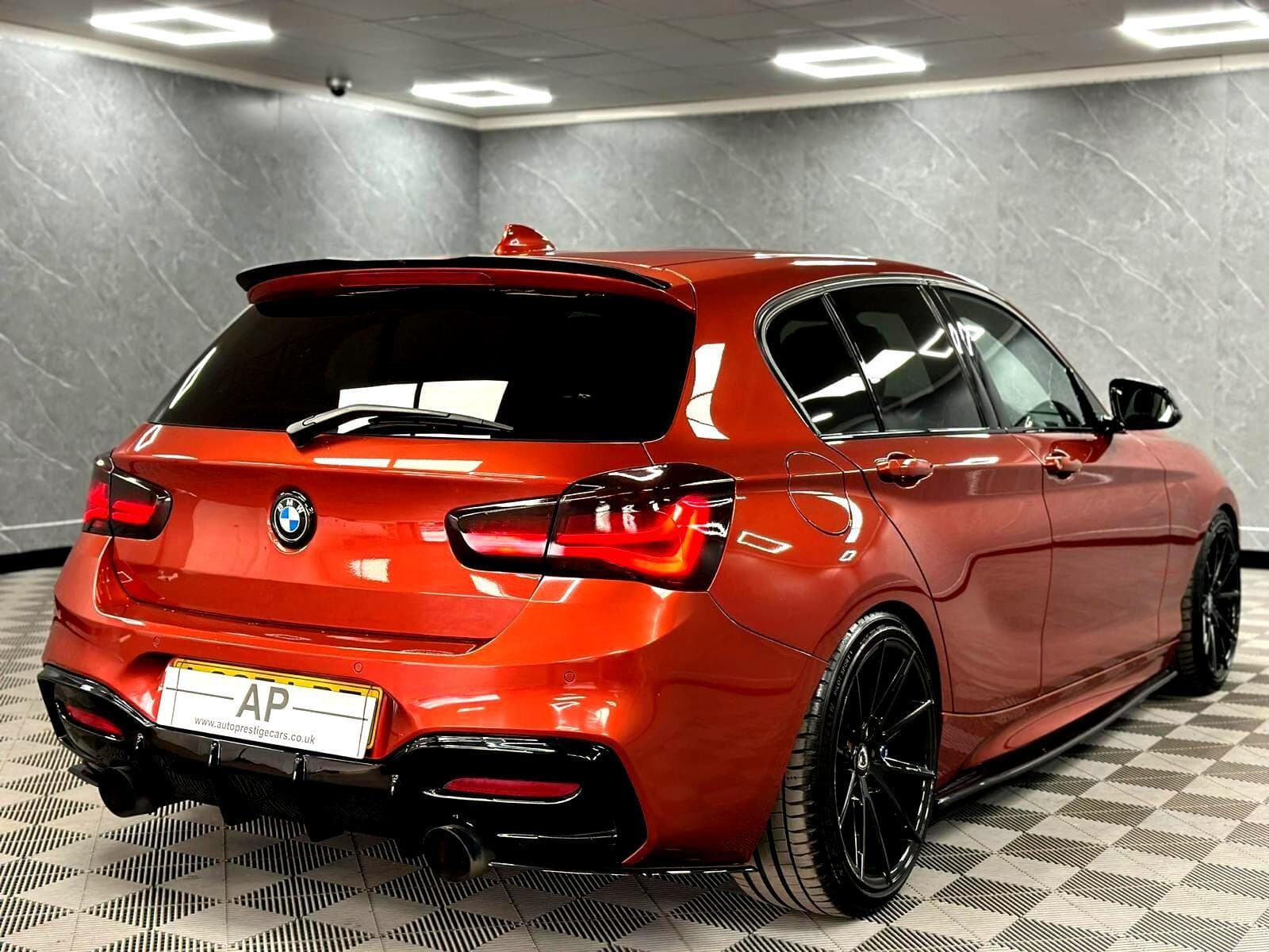 2017 BMW 1 Series - Thumbnail 25