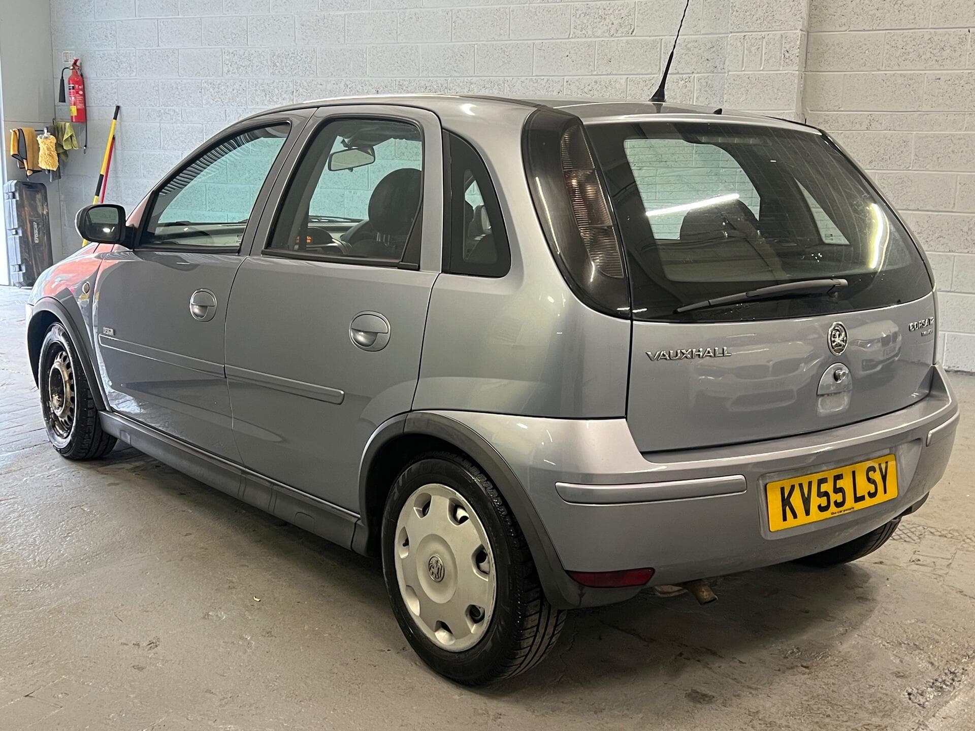 2005 Vauxhall Corsa - Thumbnail 10