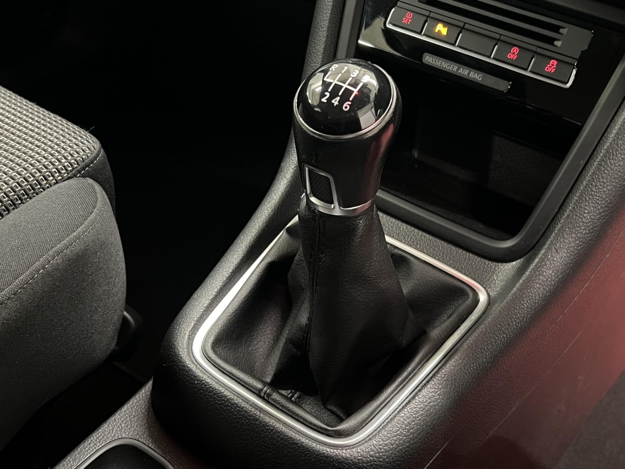 2012 Volkswagen Sharan - Thumbnail 35