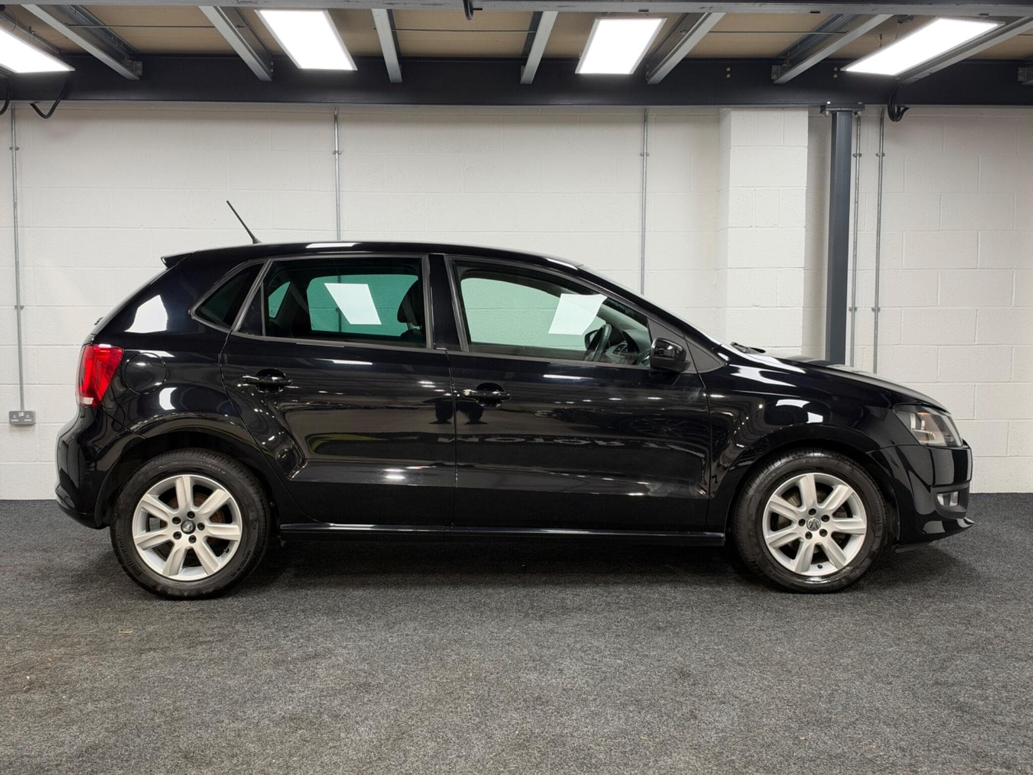 2012 Volkswagen Polo - Thumbnail 8