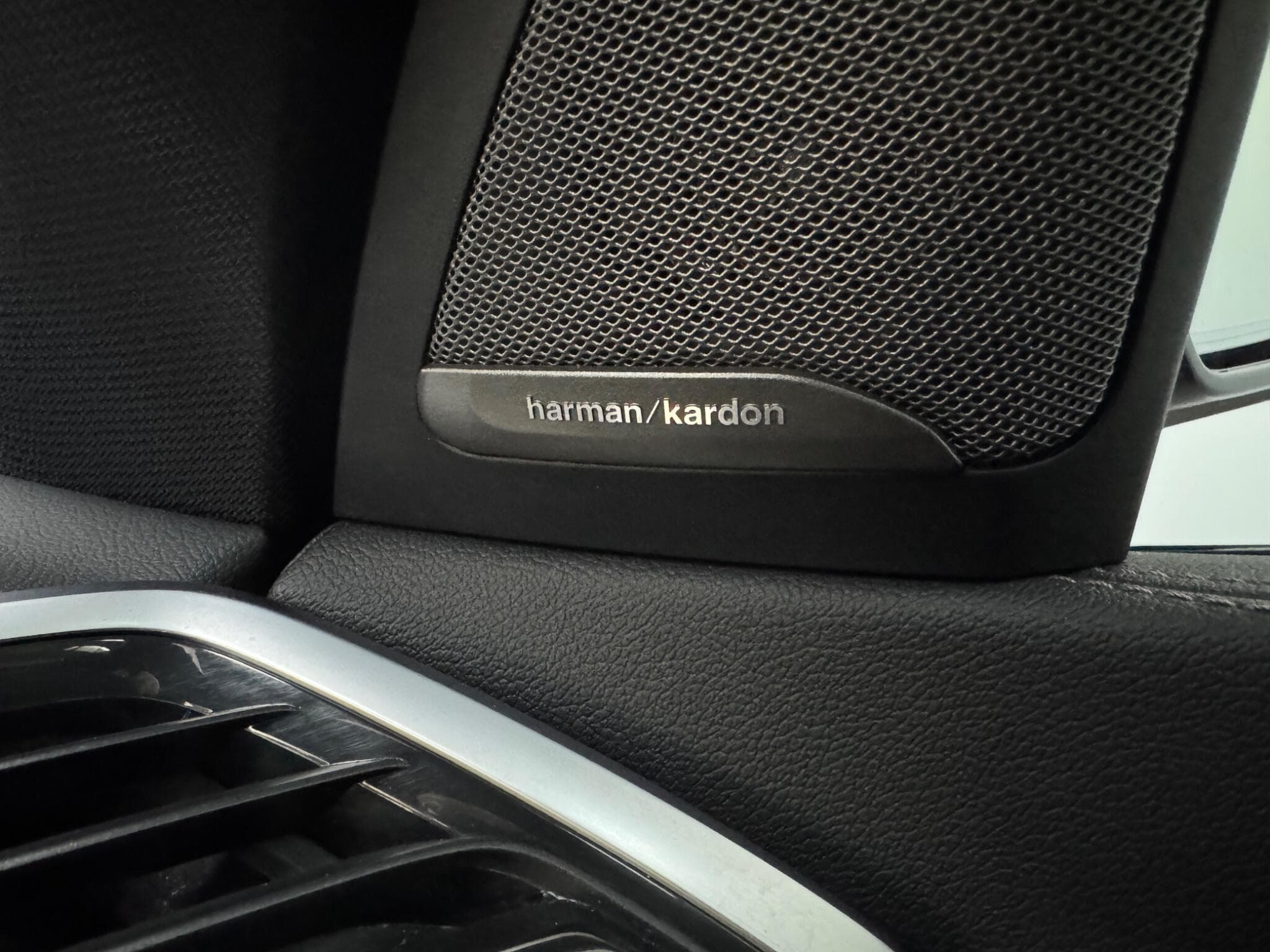 2020 BMW X5 - Thumbnail 36