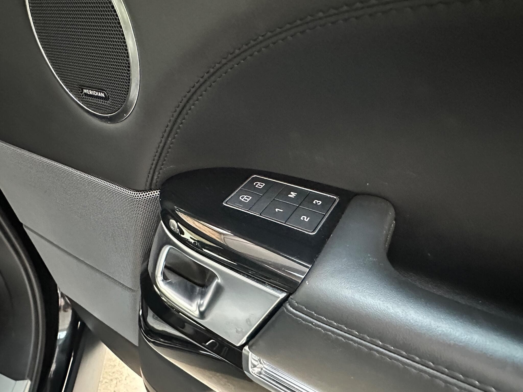 2021 Land Rover Range Rover Sport - Thumbnail 28
