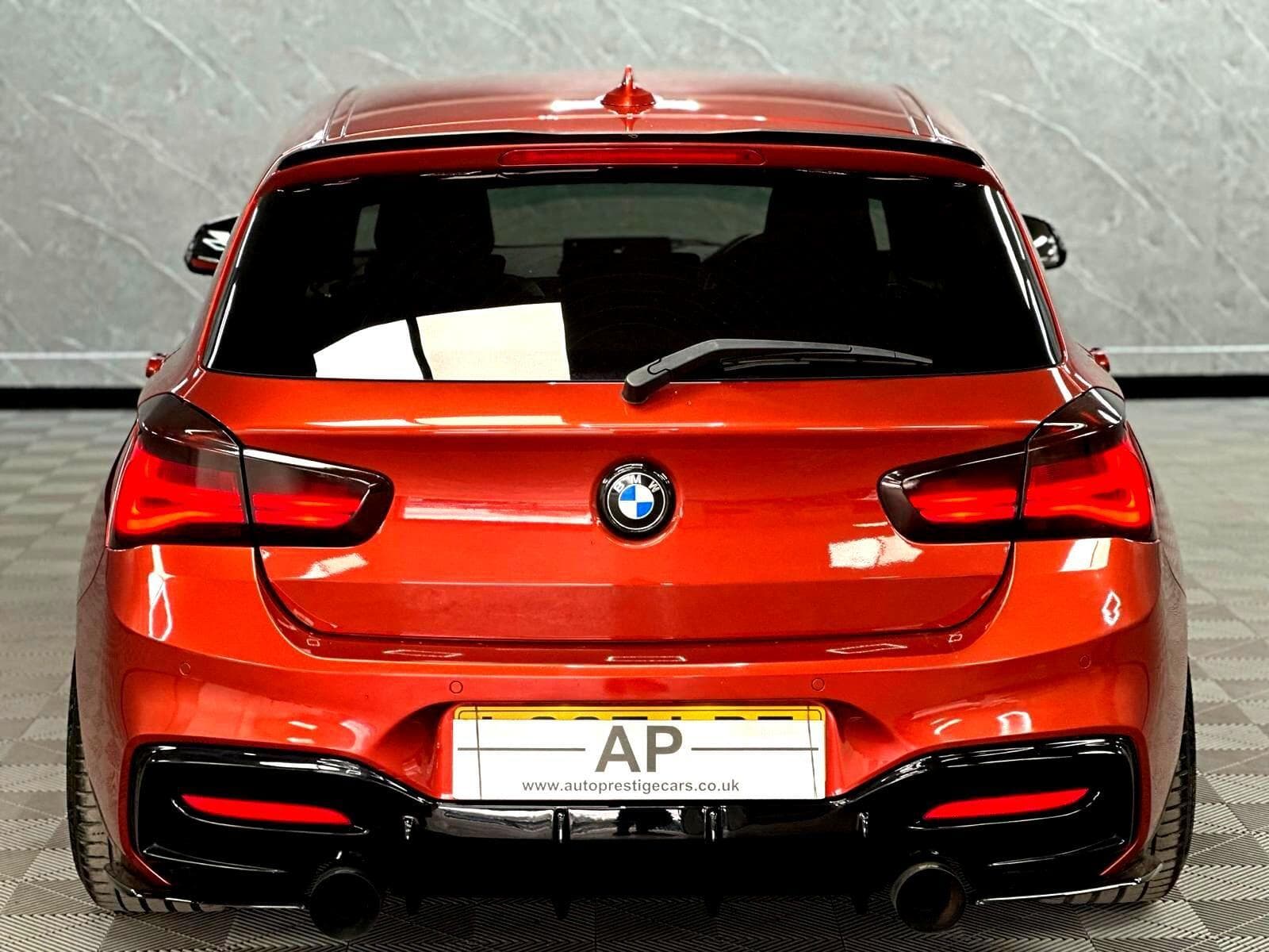 2017 BMW 1 Series - Thumbnail 21