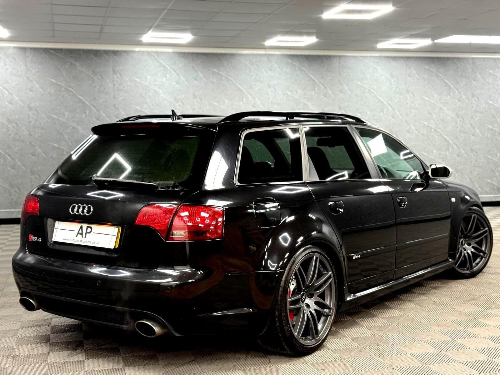 2006 Audi RS4 Avant - Thumbnail 38