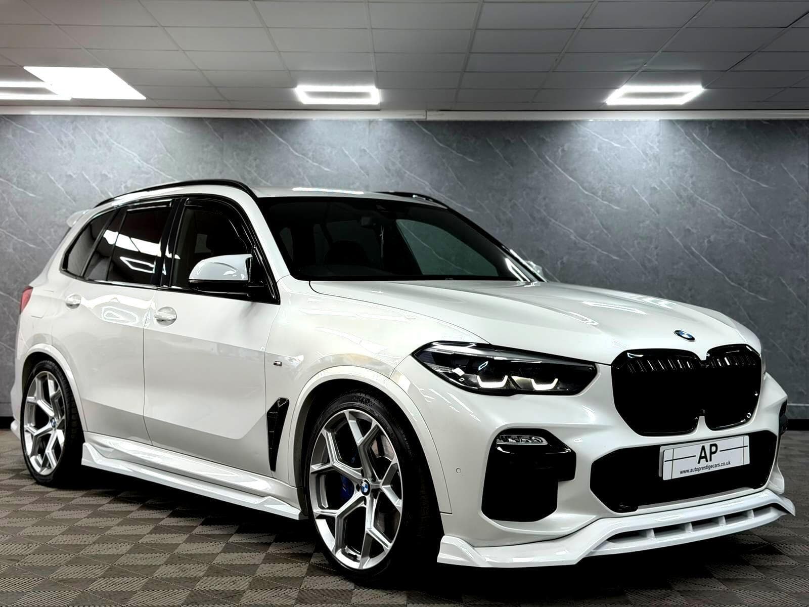 2019 BMW X5 - Main