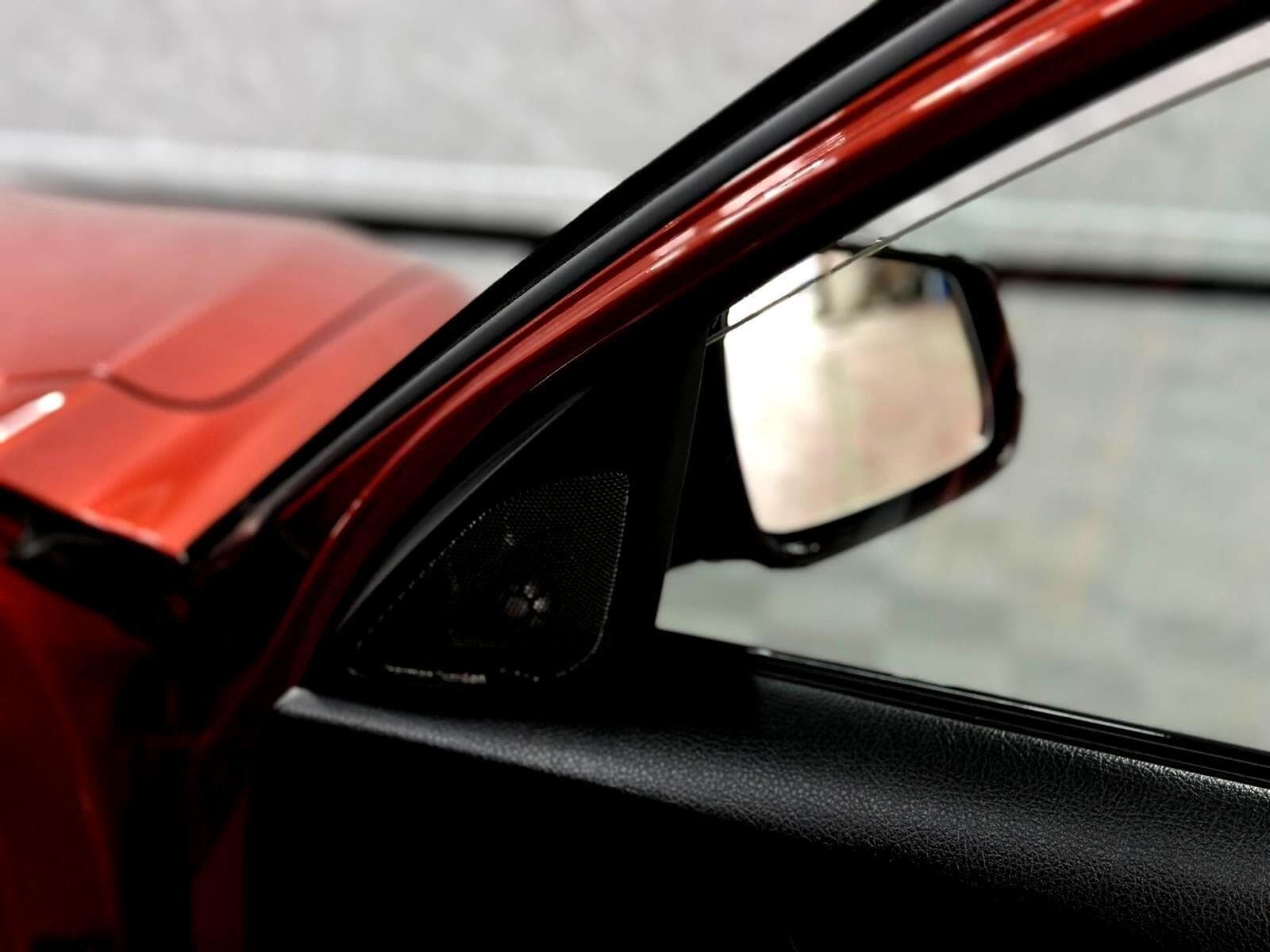 2017 BMW 1 Series - Thumbnail 34