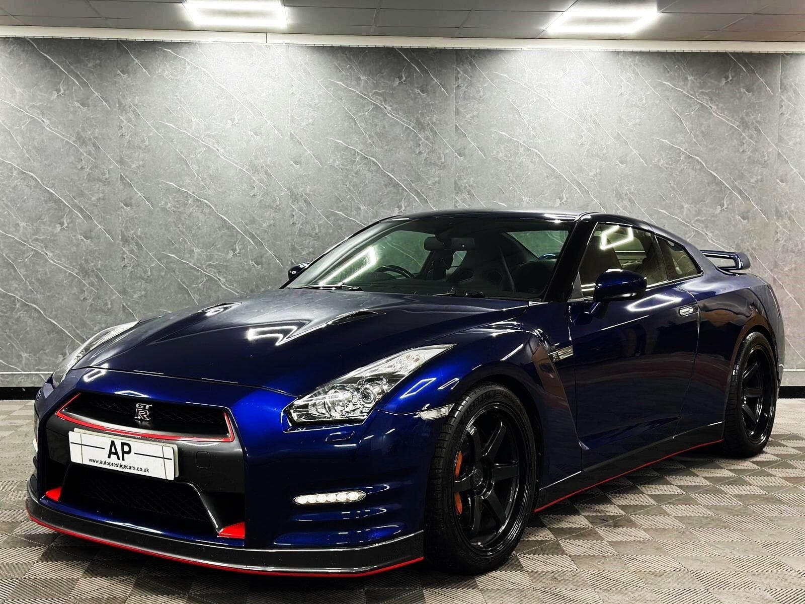 2012 Nissan GT-R - Image 4