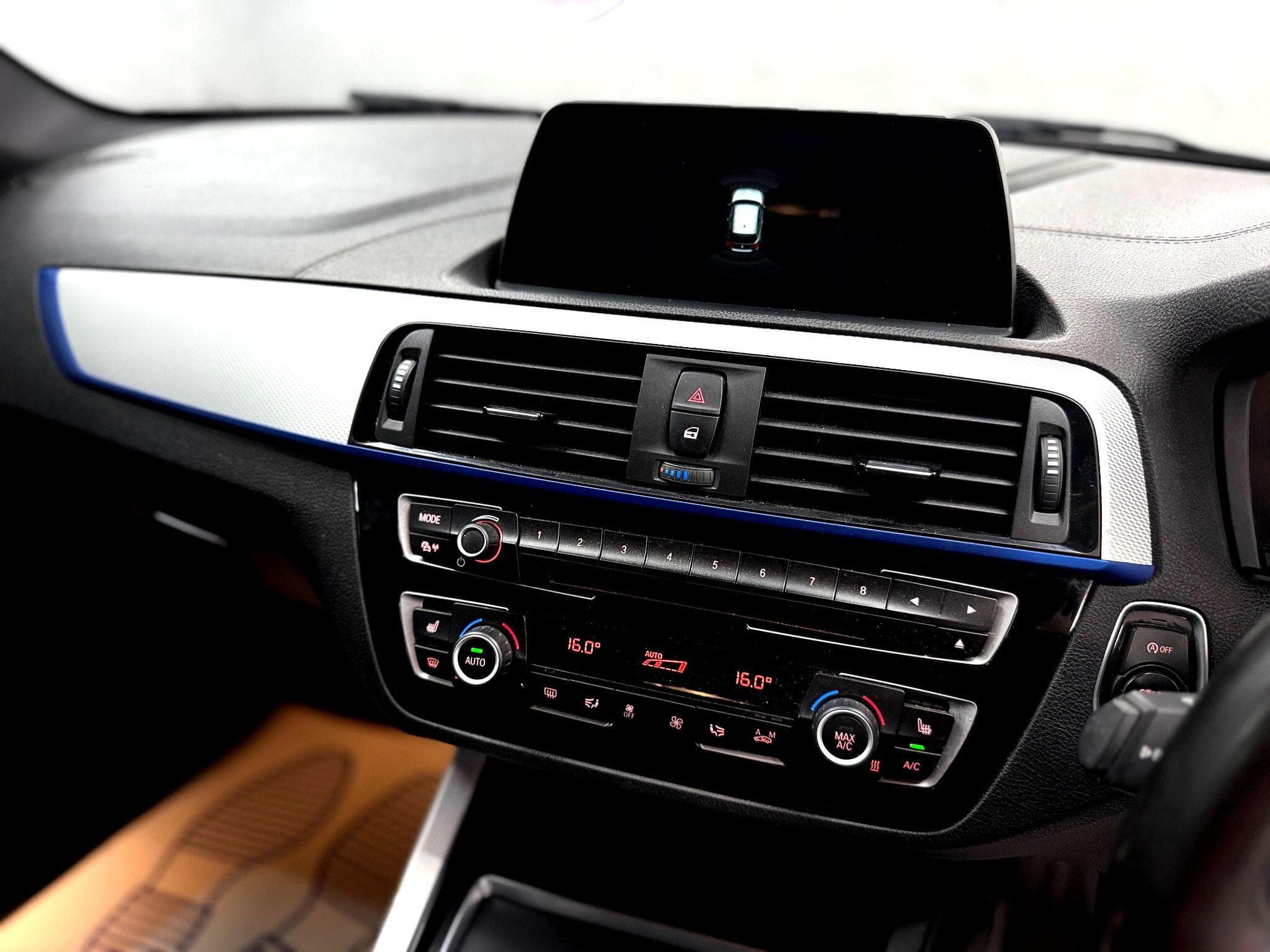 2018 BMW 1 Series - Thumbnail 37