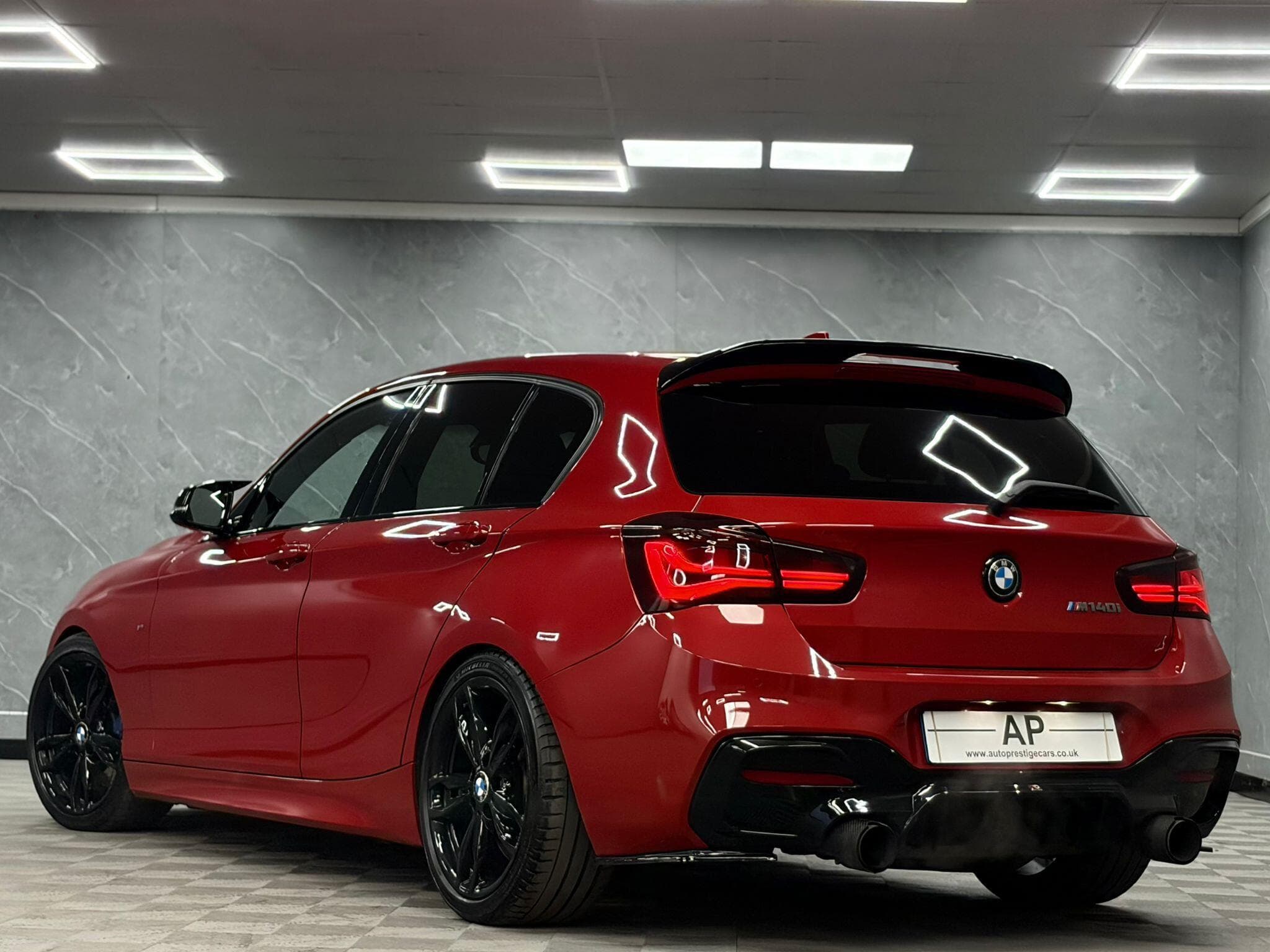 2018 BMW 1 Series - Thumbnail 27