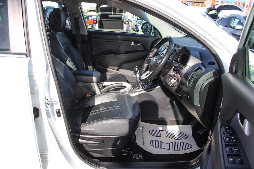 2015 Kia Sportage - Thumbnail 14