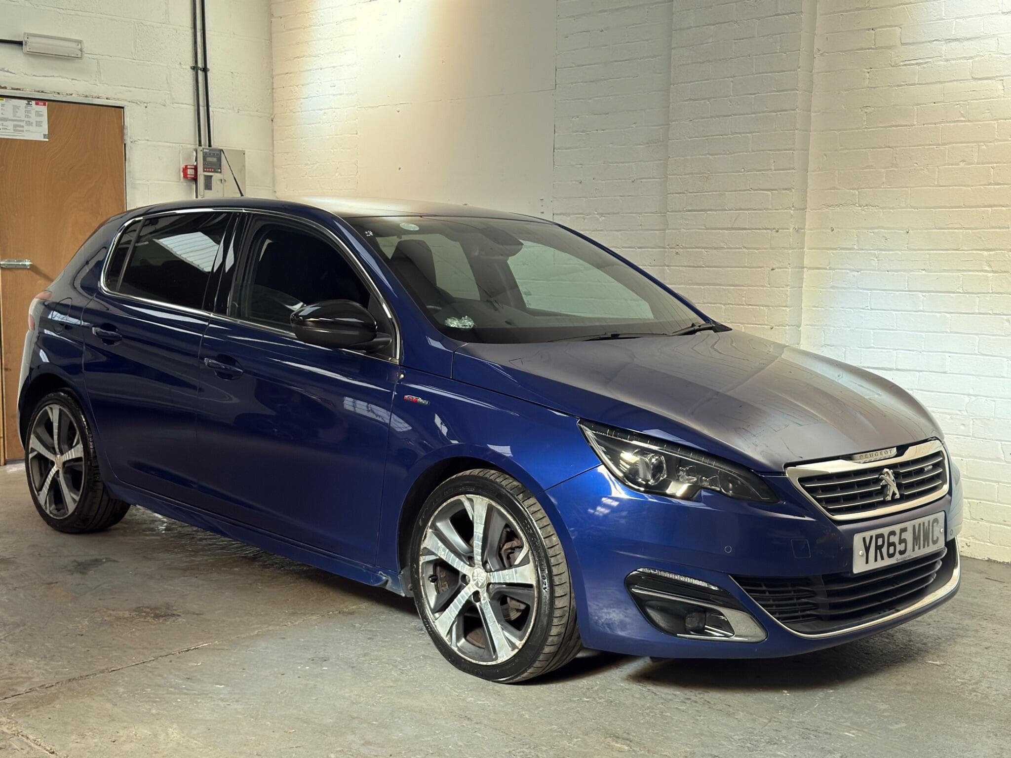 2015 Peugeot 308 - Image 1