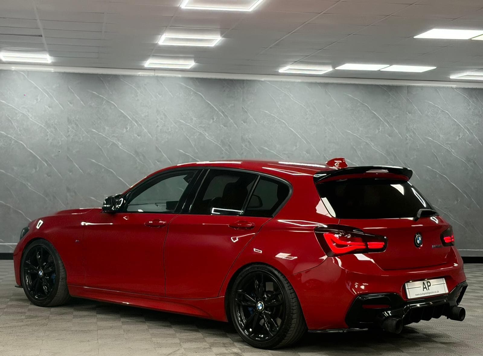 2018 BMW 1 Series - Thumbnail 6