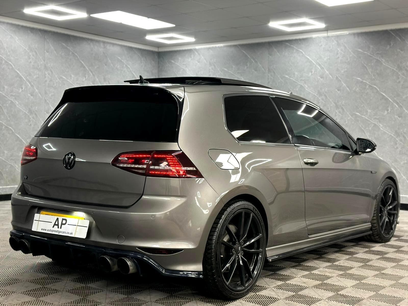 2015 Volkswagen Golf - Thumbnail 27