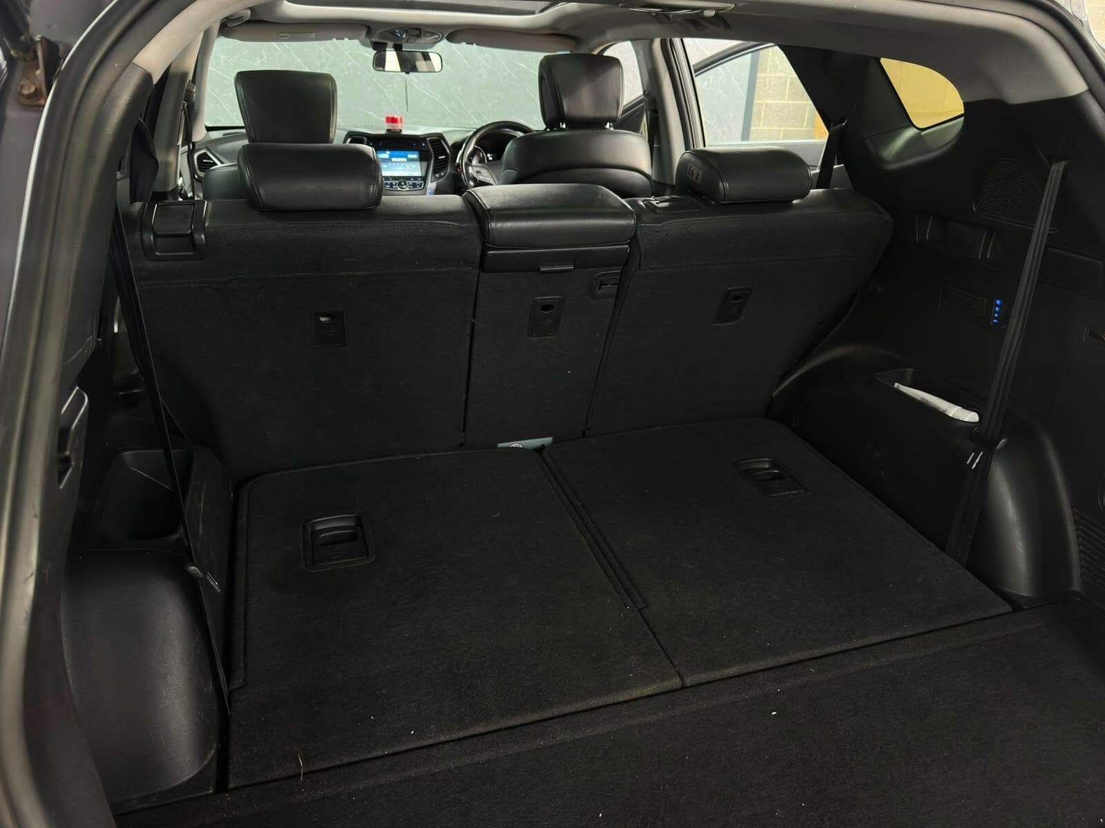 2013 Hyundai Santa Fe - Thumbnail 26
