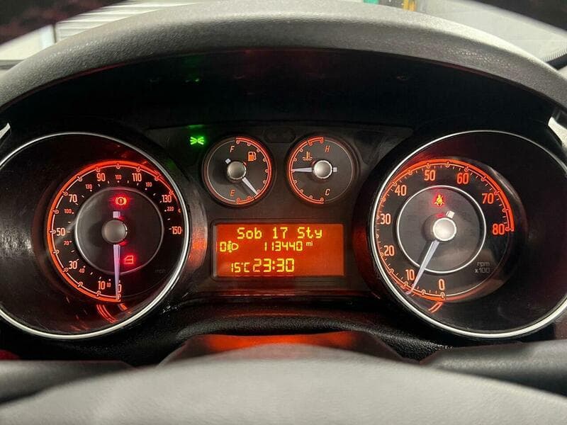 2010 Fiat Punto Evo - Thumbnail 28