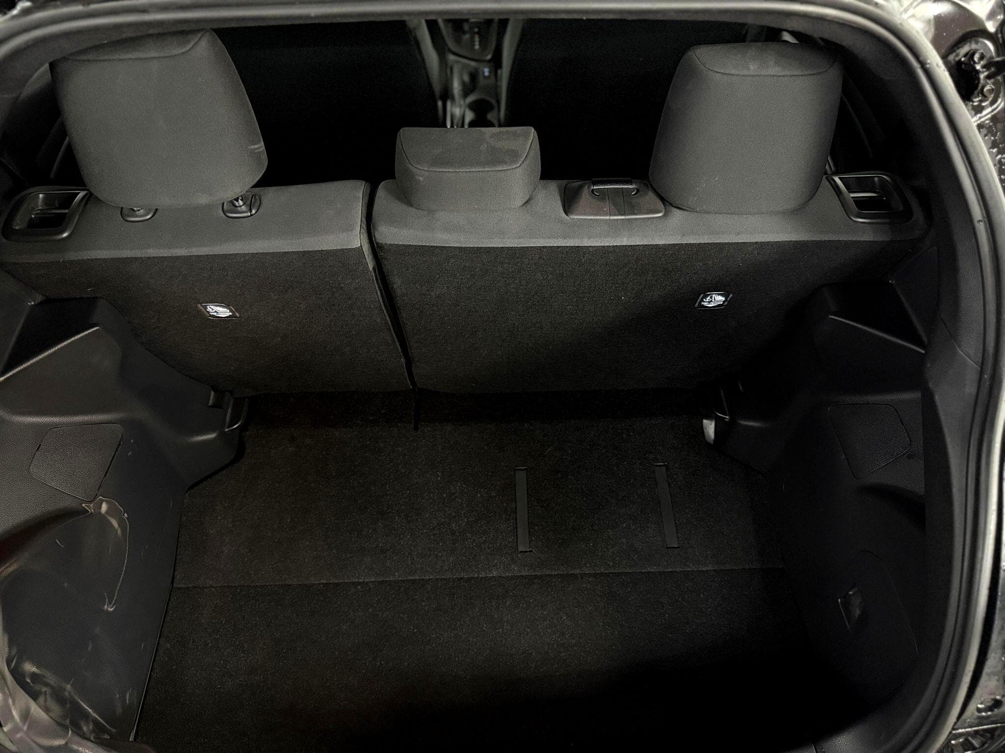 2023 Toyota Yaris - Thumbnail 56