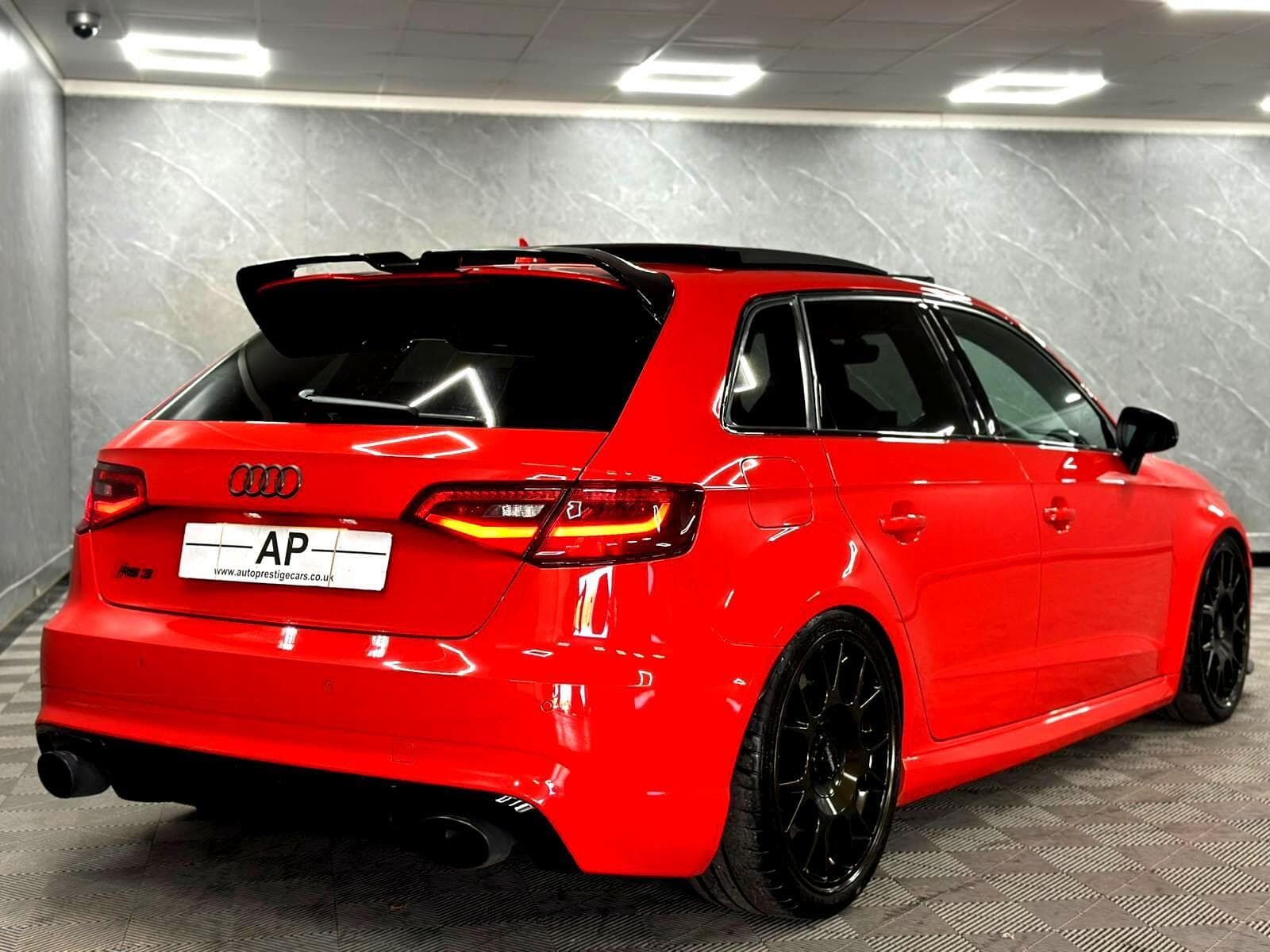 2016 Audi RS3 - Thumbnail 42