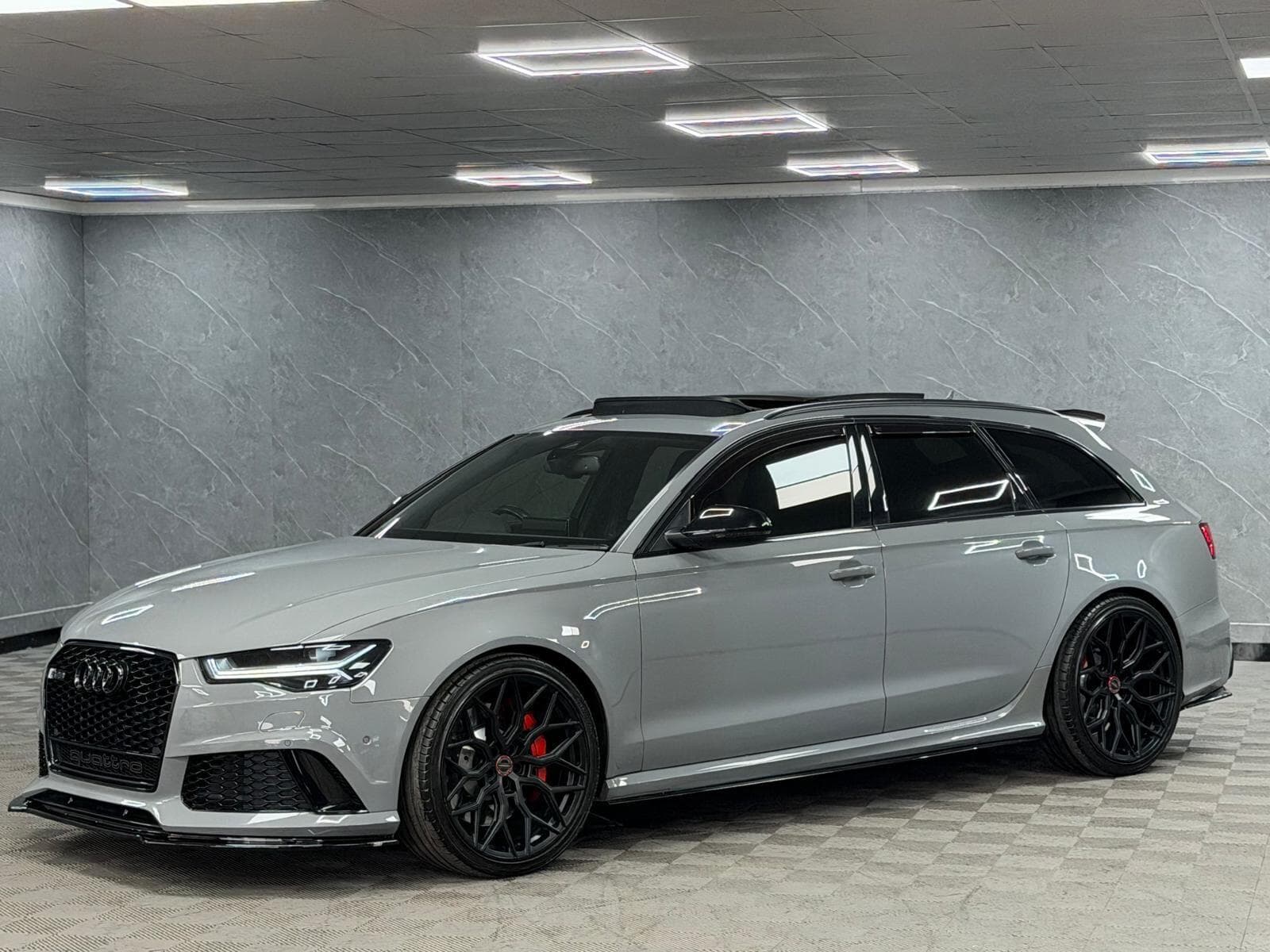 2016 Audi RS6 Avant - Thumbnail 14