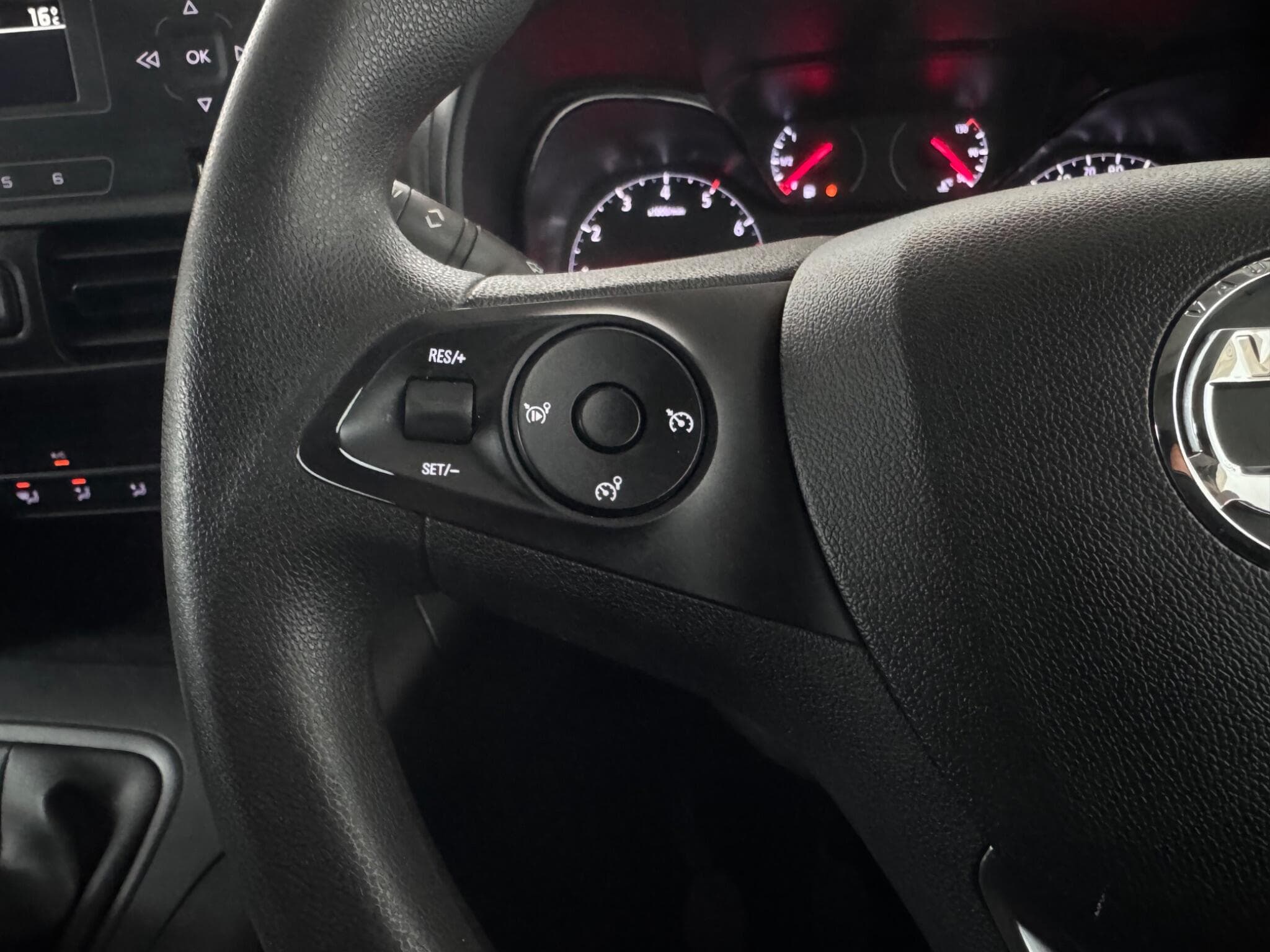 2019 Vauxhall Combo - Thumbnail 15