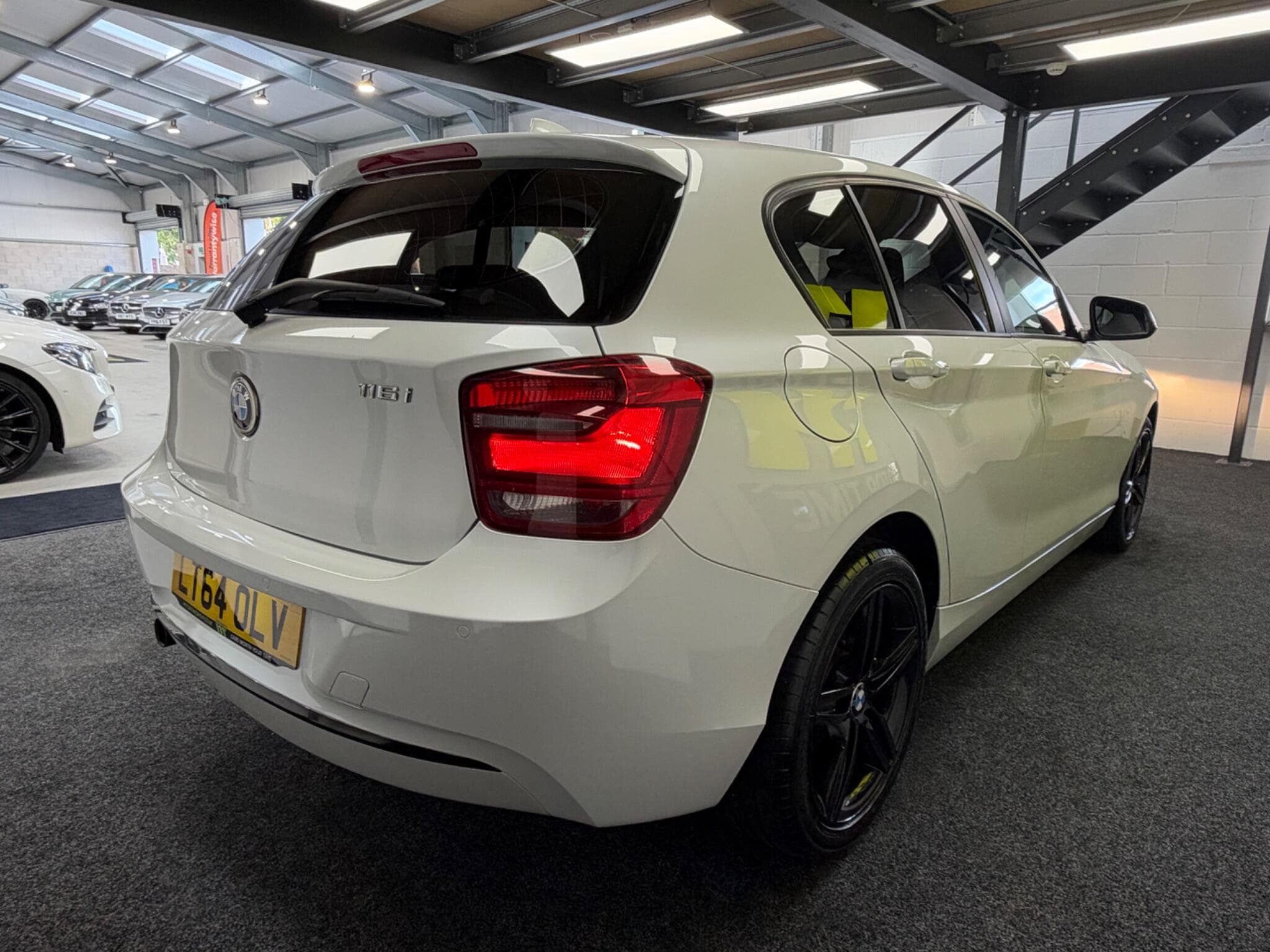 2014 BMW 1 Series - Thumbnail 12