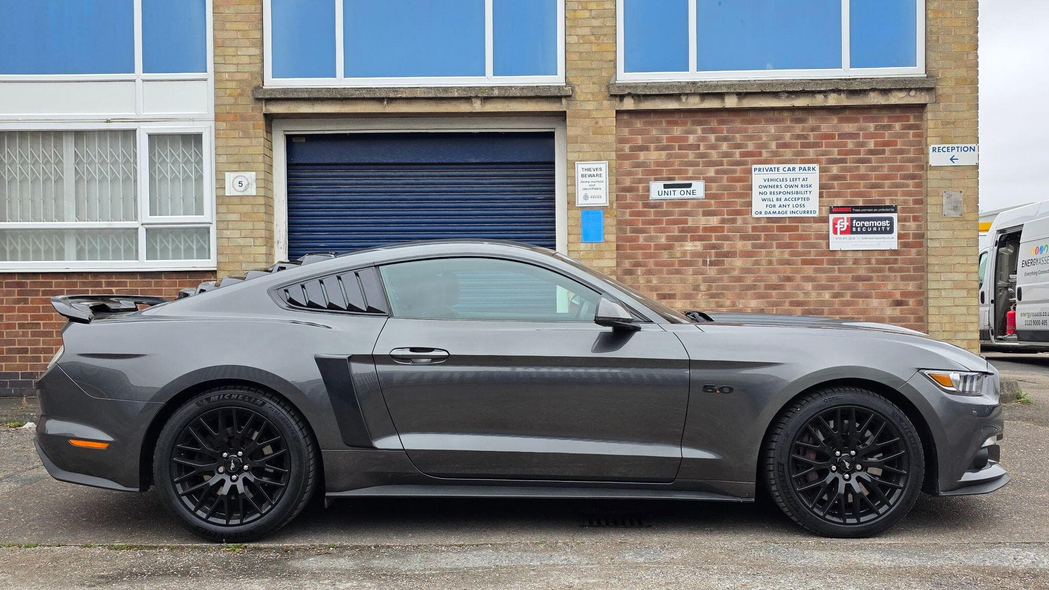 2016 Ford Mustang - Image 4