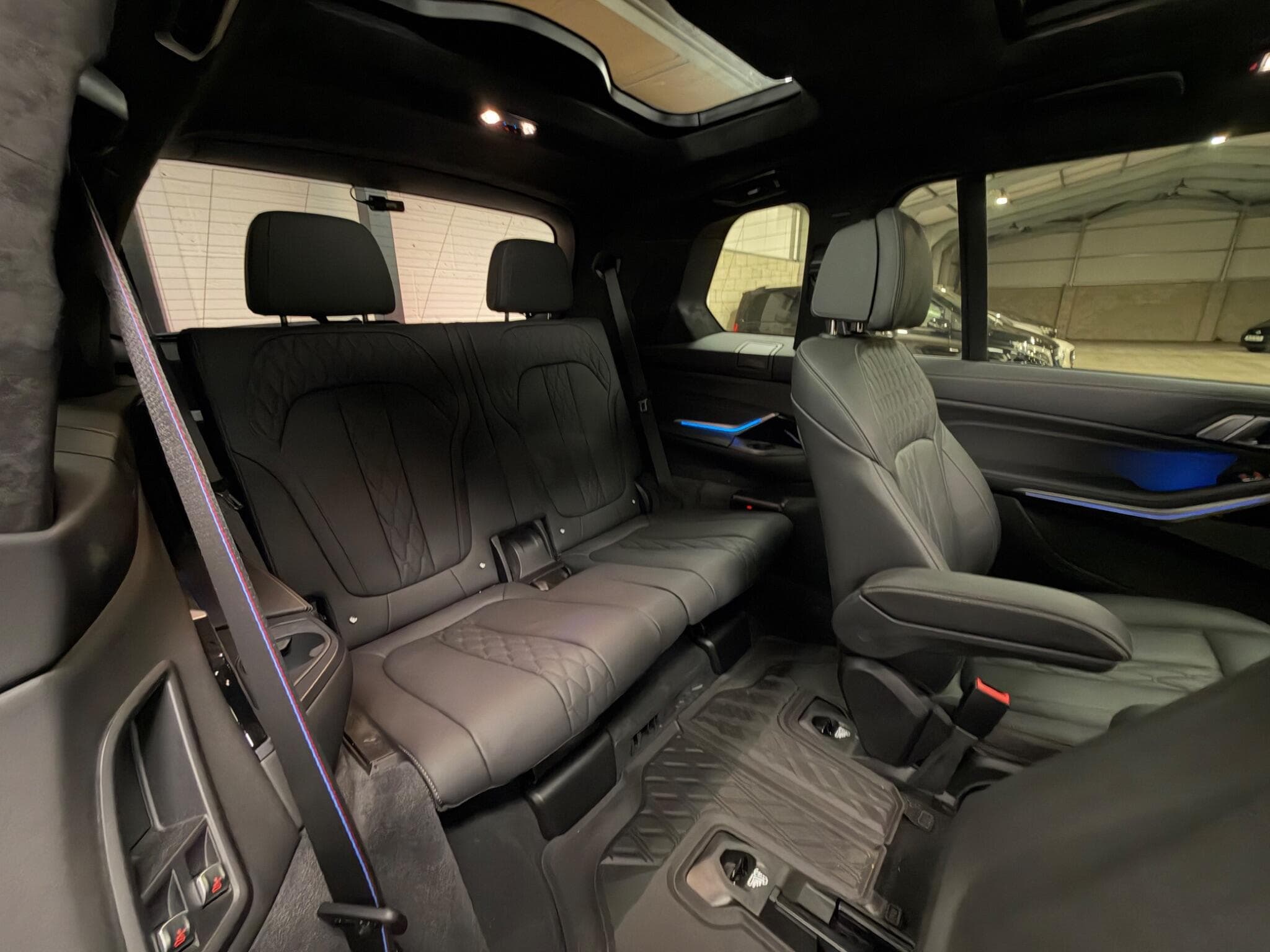 2024 BMW X7 - Thumbnail 29