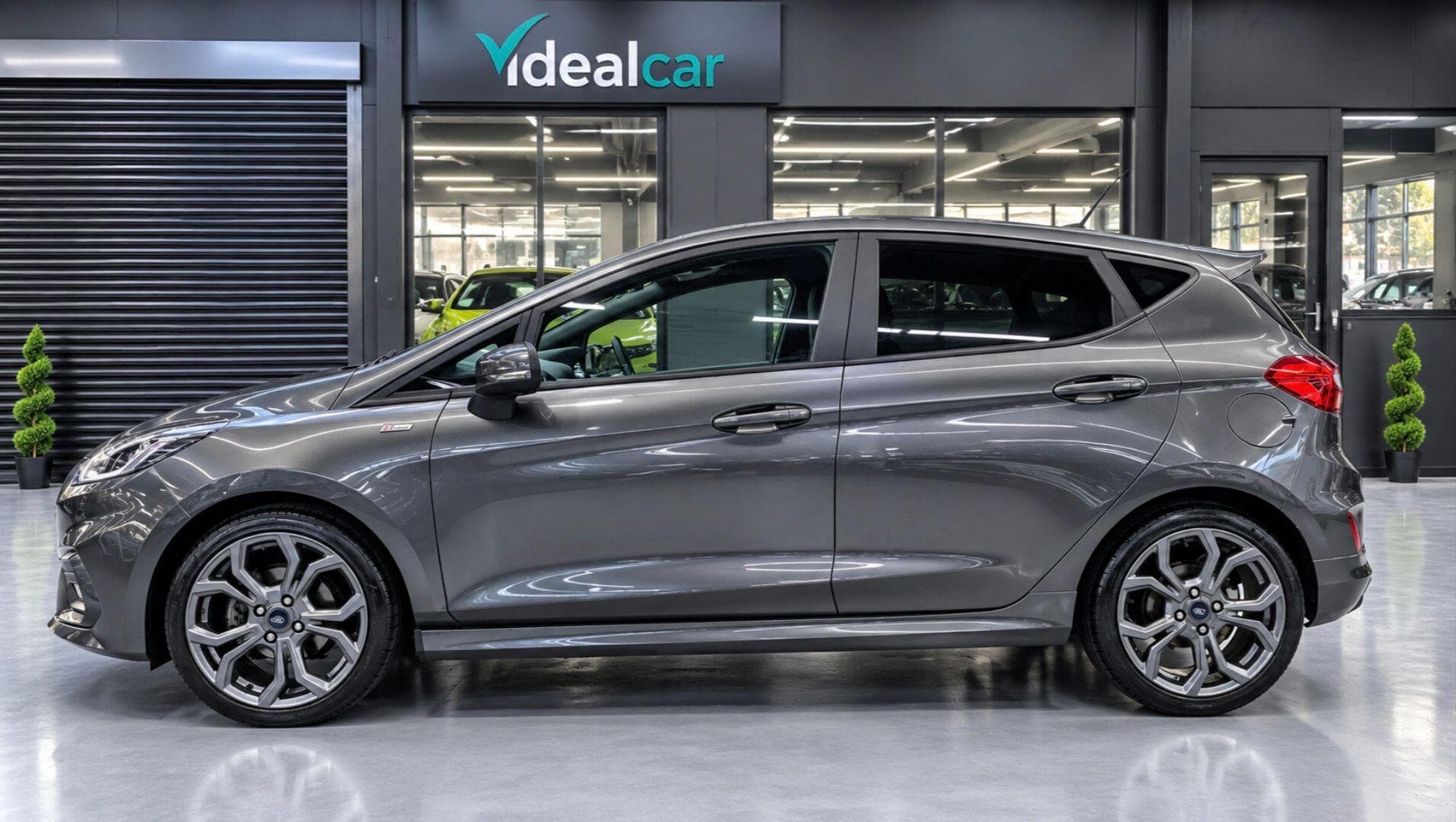 2021 Ford Fiesta - Thumbnail 4