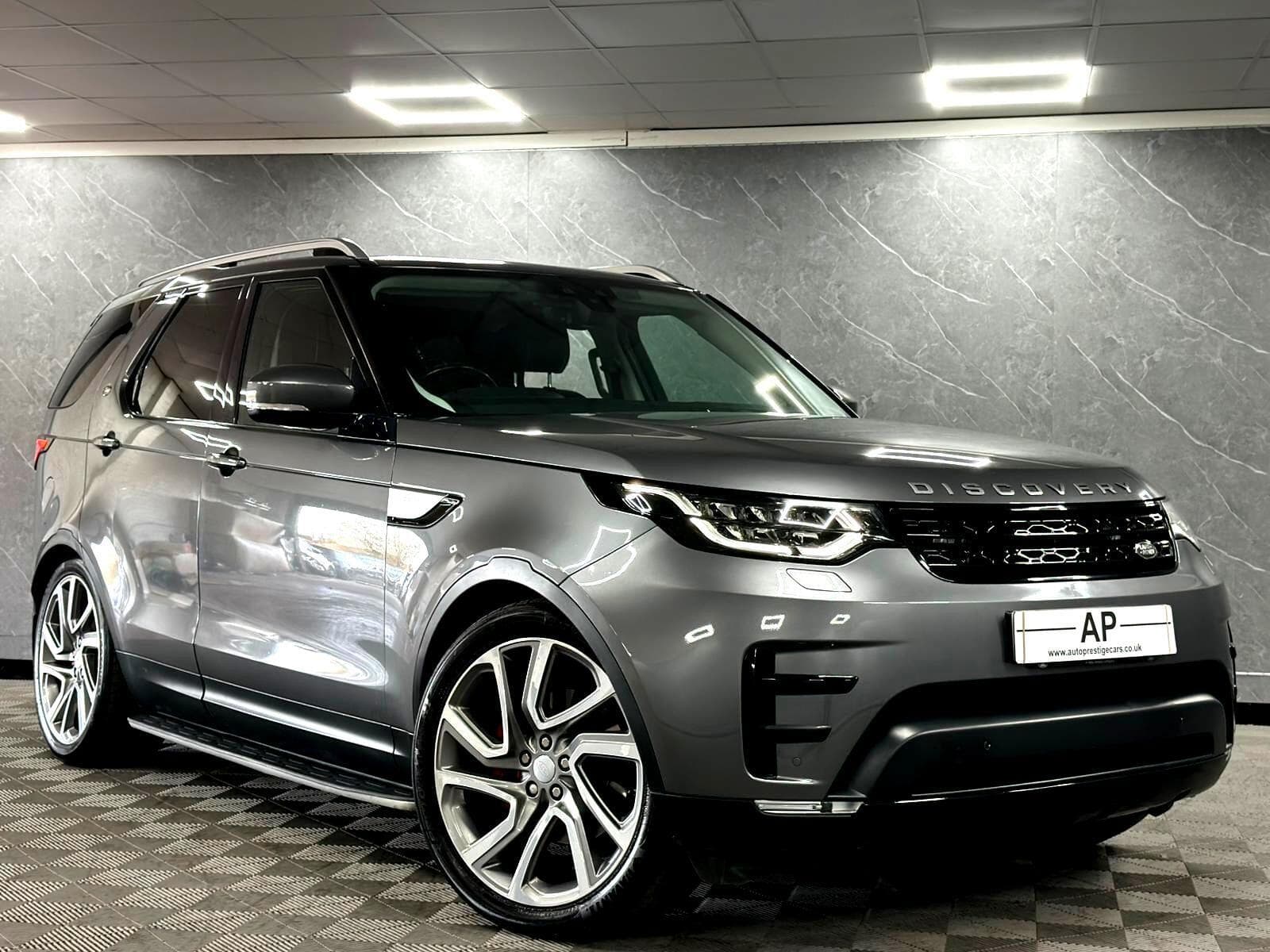 2017 Land Rover Discovery - Thumbnail 12