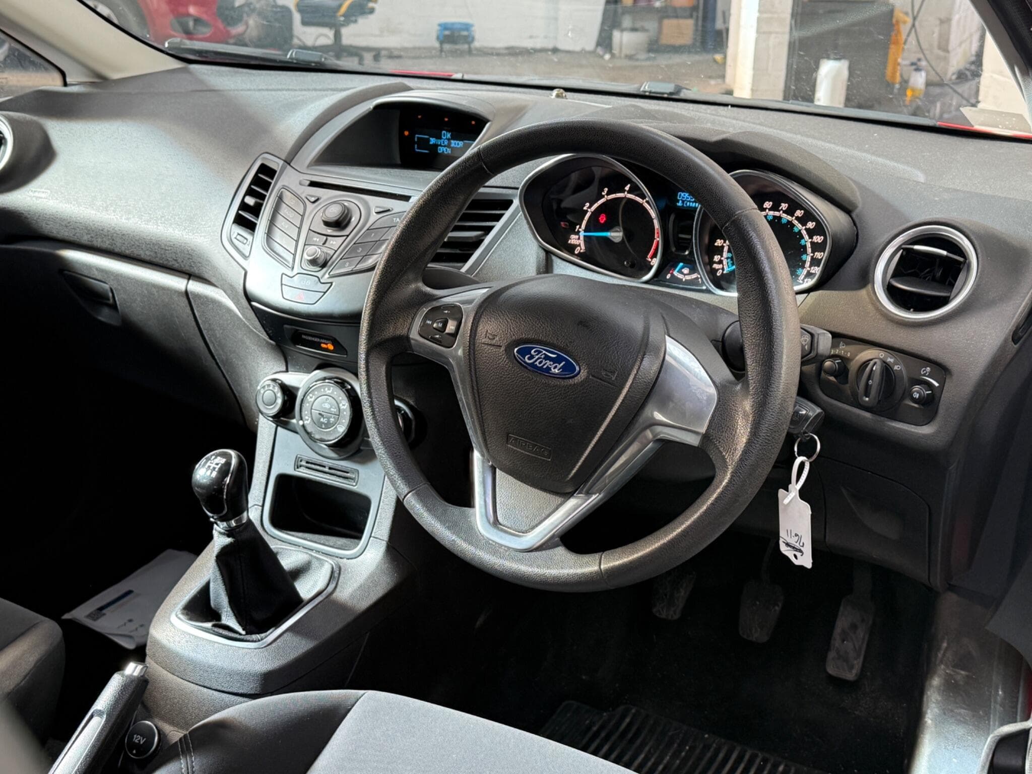 2014 Ford Fiesta - Thumbnail 13