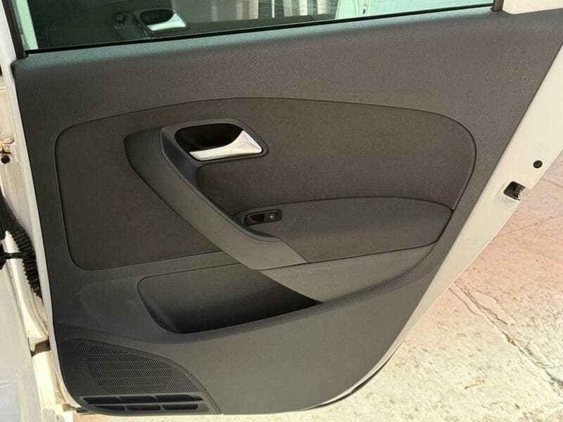 2014 Volkswagen Polo - Thumbnail 21
